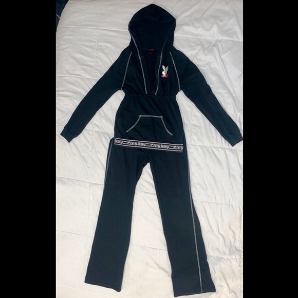 🖤SOLD🖤Vintage Y2K navy and silver Playboy tracksuit - Picture 2 of 6